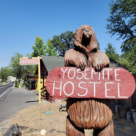 Yosemite International Hostel Groveland Bagian luar foto