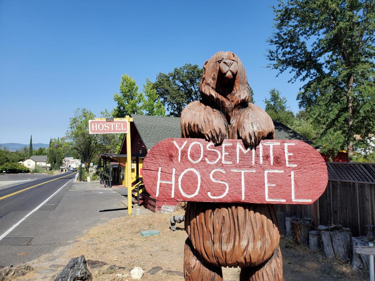 Yosemite International Hostel Groveland Bagian luar foto