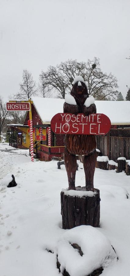 Yosemite International Hostel Groveland Bagian luar foto